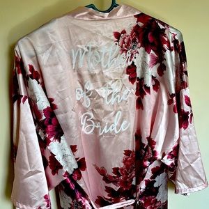 Blush Floral Satin Robe